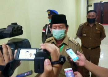 Walikota Bandar Lampung, Herman HN usai rapat di kantor Pemkot, Senin (18/5/2020)