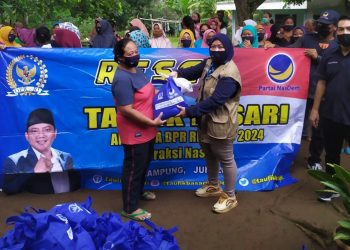 Taufik Basari Kembali Salurkan Bantuan 3.500 Paket Sembako