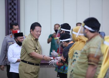 Tingkatkan Kesejahteraan Guru, Gubernur Lampung Luncurkan Kartu Pendidik Berjaya