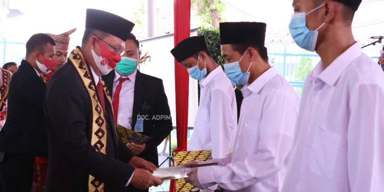 HUT ke-75 RI, Gubernur Arinal Beri Remisi 3.968 Napi