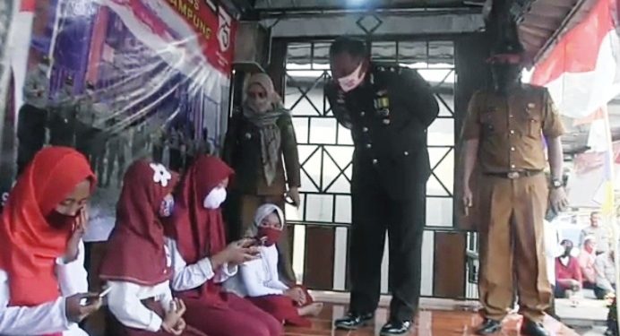 Gardu Merdeka Internet Kreatifitas Polsek TBS Bantu Anak Belajar Daring