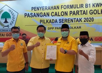 Tony – Antoni Resmi Terima Form B1-KWK Dari Partai GOLKAR Untuk Maju di Pilkada Lamsel