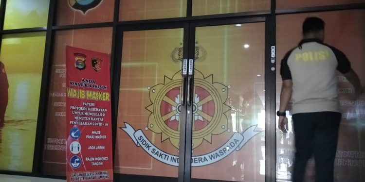 Hendak Konfirmasi Kasus OTT Kabid Dinas PM-PTSP, Jurnalis Diusir Aparat Polresta