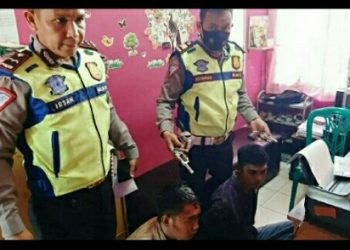 Panik Dikejar Polisi,  Pria Ini Sandera Tukang Ojek Di Terminal Rajabasa