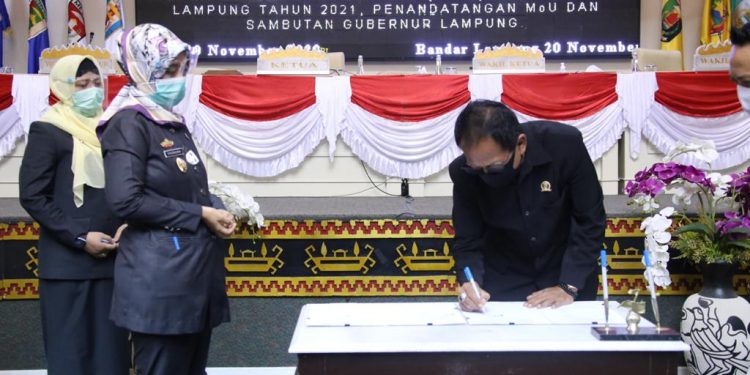 Pemprov Lampung dan DPRD Tandatangani KUA-PPAS APBD 2021, PAD Capai Rp7,59 Triliun