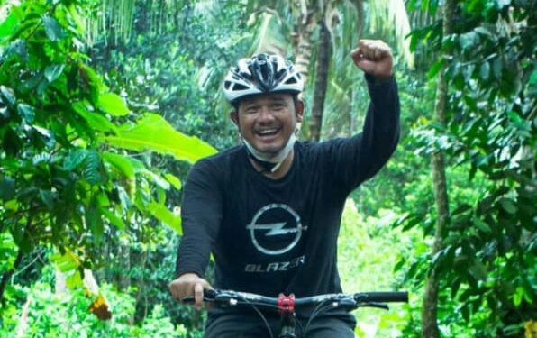 Wahrul Fauzi Gowes Sambil Wisata ke Pemandian Alami Way Tebing Ceppa