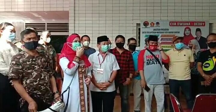 Eva Dwiana Menangis Haru Menang Pilkada Bandar Lampung Dari Hasil Hitung Cepat