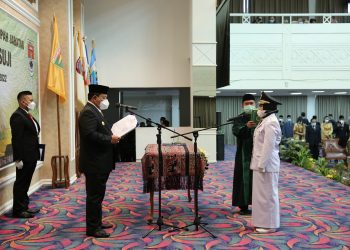 Gubernur Arinal Lantik Haryati Chandralela sebagai Wakil Bupati Mesuji Sisa Masa Jabatan 2017-2022