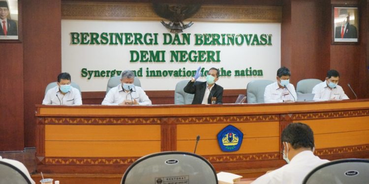 Luncurkan Buku Kaleidoskop Unila 2020, Rektor Targetkan Peningkatan Rangking Klasterisasi