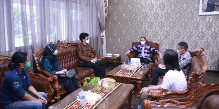 Sekdaprov Fahrizal Dukung Diperkenalkannya Materi Indonesia Emas kepada Siswa SMA