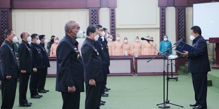 Gubernur Arinal Lantik 12 Pejabat Eselon II Pemprov Lampung
