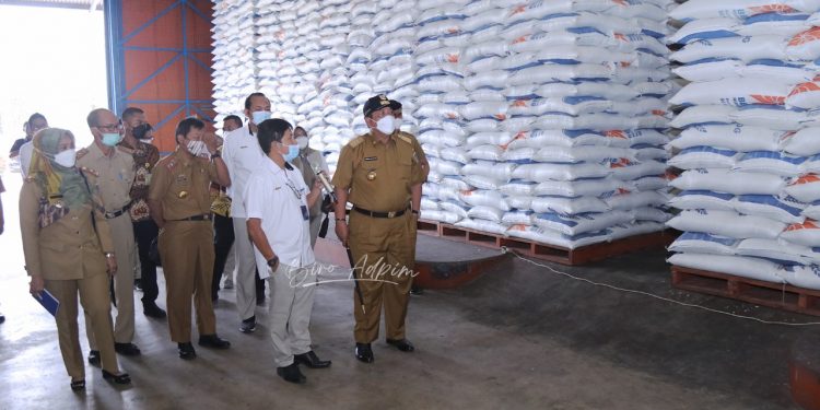 Jamin Ketersediaan Beras, Gubernur Arinal Kunjungi Gudang Bulog
