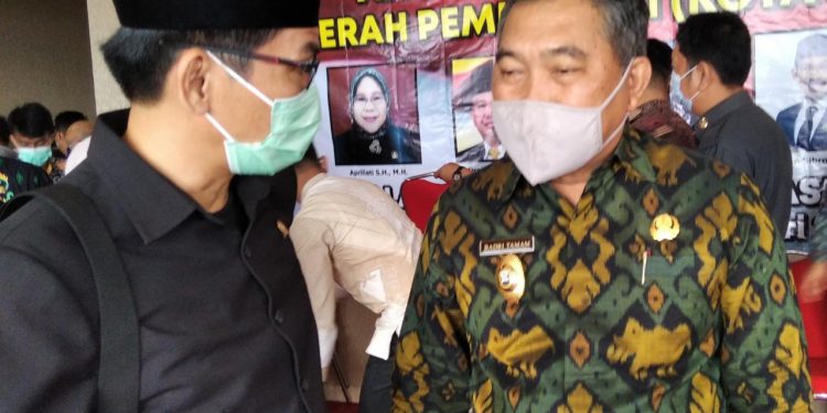 Pertanyakan Nasib Pegawai Kecil, Ini Jawaban Plh Walikota