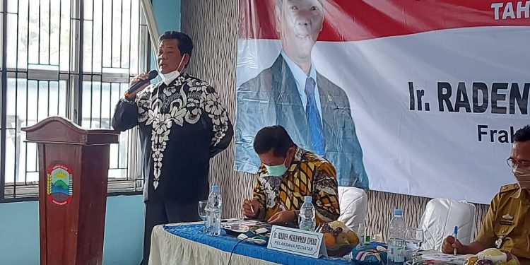 Wakli Ketua III DPRD Lampung Reses di Natar, Sosialisasikan Adaptasi Baru