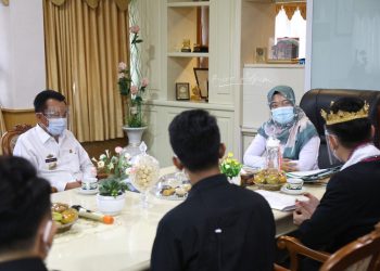 Wagub Ajak Putra Pariwisata dan Peserta Ajang Pencarian Bakat Aktif dalam Pembangunan Daerah