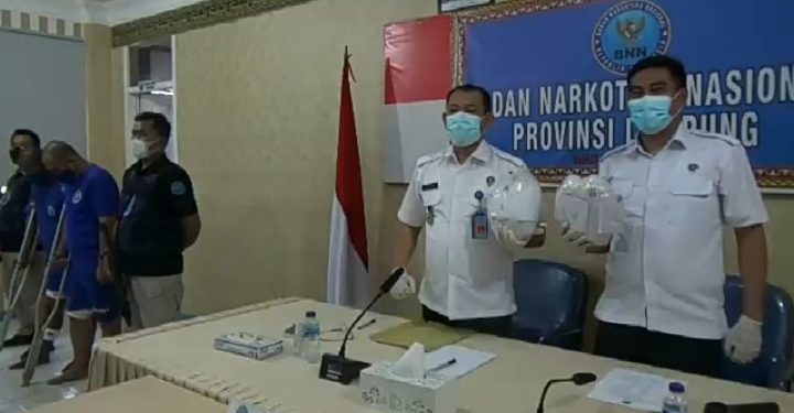 BNN Lampung Gagalkan Pengiriman 4 KG Sabu yang Disembunyikan Dalam Karung Beras