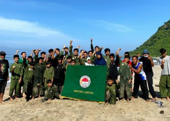 Perguruan Silat Nasional ASAD Gelar Latihan di Pantai Sudul PTPN 7