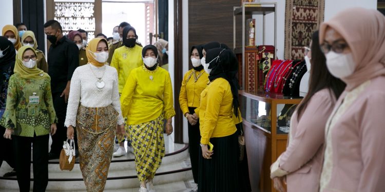 Riana Sari Arinal Dorong UMKM Ciptakan Produk Kerajinan Berdaya Saing dan Marketable