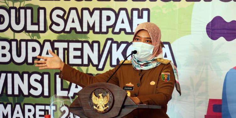 Pencanangan Aksi Peduli Sampah, Wagub Chusnunia Ingatkan Masyarakat Hindari Penggunaan Plastik Berlebihan