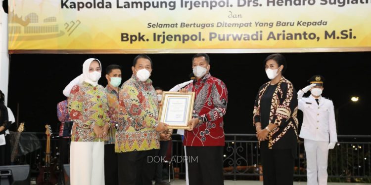 Pisah Sambut Kapolda Lampung, Gubernur Arinal Ajak Irjen Pol. Hendro Sugiatno Bersinergi Membangun Lampung