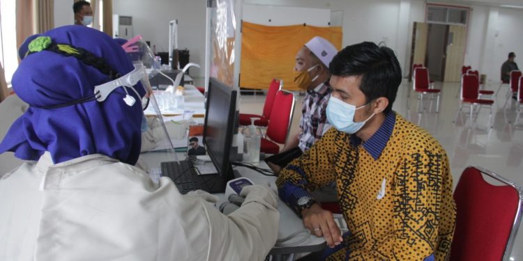 388 Dosen dan Tenaga Kependidikan ITERA Divaksin Covid-19