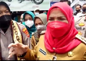 Walikota Eva Dwiana Akan beri Penghargaan Kepada Lurah dan Camat yang mampu atasi Penyebaran Covid  19