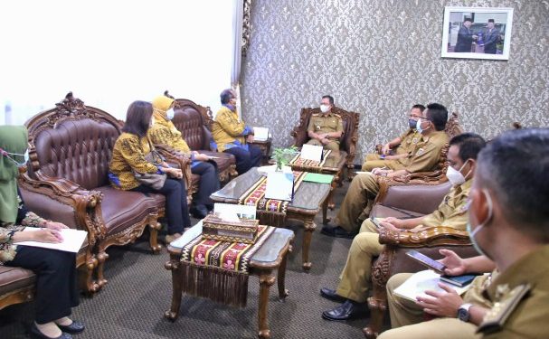 Berkontribusi Luar Biasa dalam Penanganan Covid-19, Gubernur Arinal Raih Penghargaan Itera Adi Karsa Madya