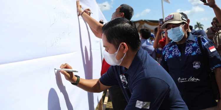 Cegah Penyebaran Covid-19, Pemprov Bersama Komunitas Kendaraan Ikrar Untuk Tidak Mudik