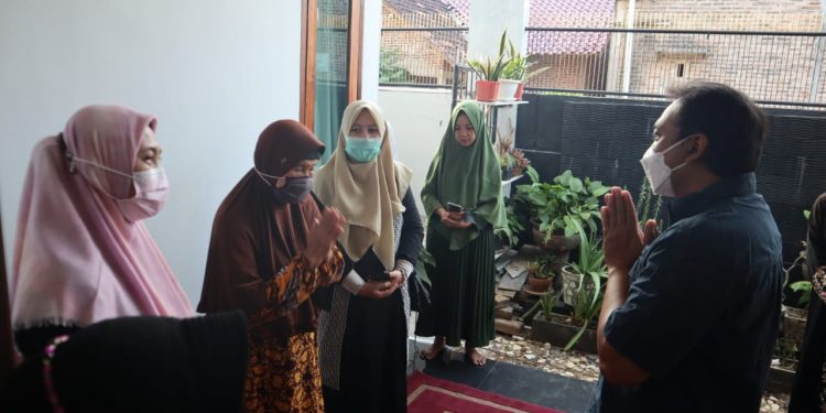 Rasakan Empati Mendalam, Taufik Basari Melayat ke Rumah Keluarga Letkol (P) Oktavian