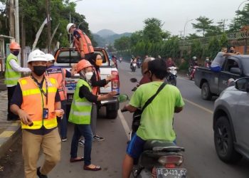 DPC SPPI II Cabang Panjang Bagikan Takjil Buka Puasa Ramadhan