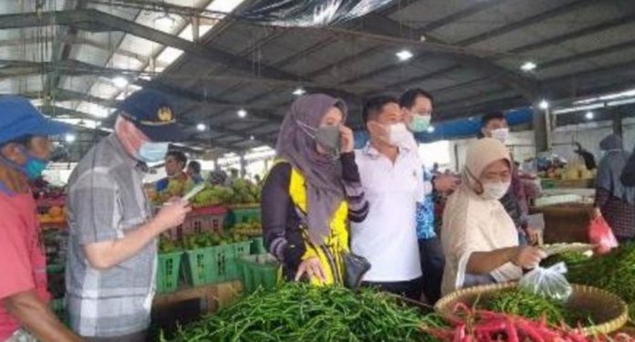 Jaga Stabiltas Harga Bahan Pokok , Pemprov Lampung Sidak Di Pasar Pasir Gintung
