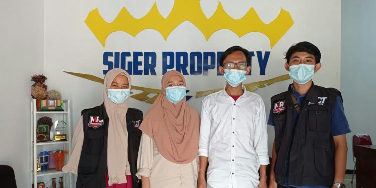 Siger Properti-ACT Berbagi Takjil dalam Gerakan Sedekah Pangan Ramadhan