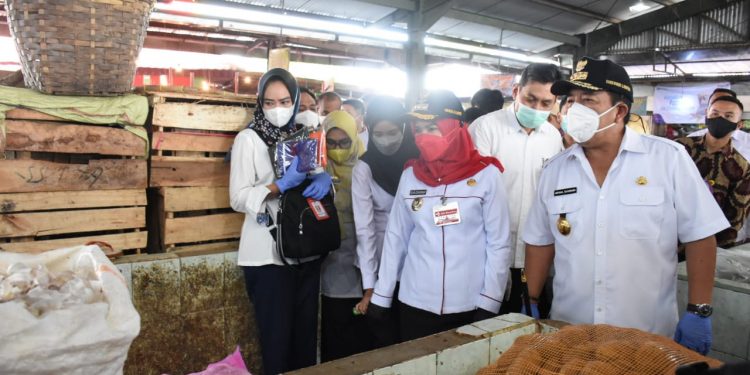 Walikota Eva Dwiana Jamin Stok Pangan Aman Jelang Lebaran Idul Fitri