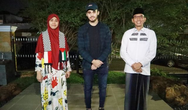 Ade Utami Silaturahmi Temui Mahasiswa Palestina di Lampung