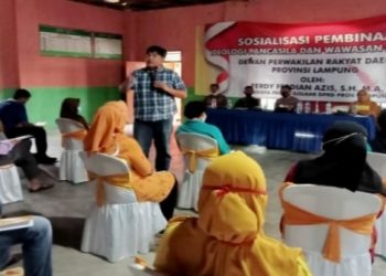 Anggota DPRD Lampung Ferdy Sosialisasikan Ideologi Pancasila Di Desa Retno Basuki Rumbia