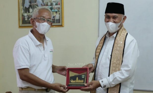 Gubernur Sumatera Barat Jajaki Kerja Sama Pemenuhan Daging Sapi dari Lampung untuk Bahan Baku Rendang