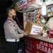 Sambil Patroli, Polda Lampung Salurkan Bantuan Sosial PPKM Darurat
