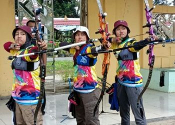 Tim Panahan Putri Berlatih di Tengah PPKM