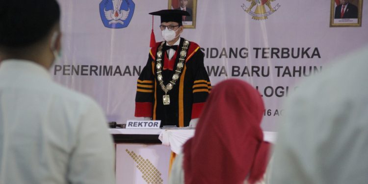 ITERA Kukuhkan 4.674 Mahasiswa Baru Secara Daring