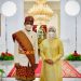 Pimpin Upacara di Istana Merdeka, Presiden Jokowi Kenakan Pakaian Adat Lampung