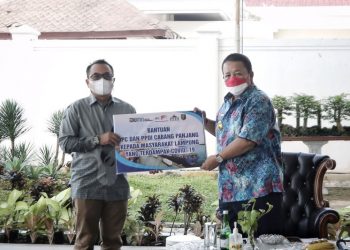 Gubernur Arinal Terima Bantuan 5 Ton Beras dari PT. Pelindo Untuk Warga Terdampak Covid 19