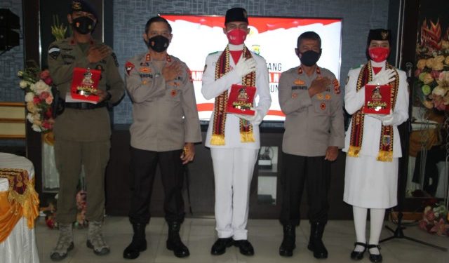 Membanggakan Lampung, Kapolda Terima Paskibraka Nasional Hafidzar & Aurel