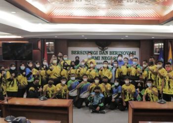 Rektor Unila Dukung Kontingen Mahasiswa Berlaga di PON XX Papua