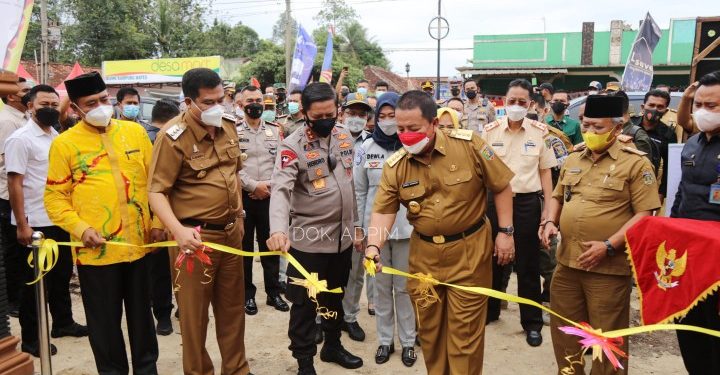 Gubernur Arinal Launching Samsat Desa e-Samdes dan Desa Mart di Lampung Tengah