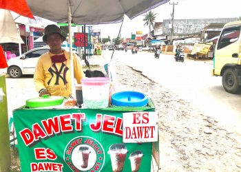 Pendapatan Turun Drastis Selama Pandemi, Subehan Tetap Gigih Mengais Rezeki