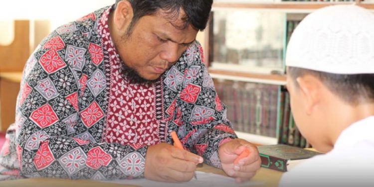 MTs Al-Ittihadiyah Pekanbaru Tanamkan Karakter Al-Quran pada Siswa