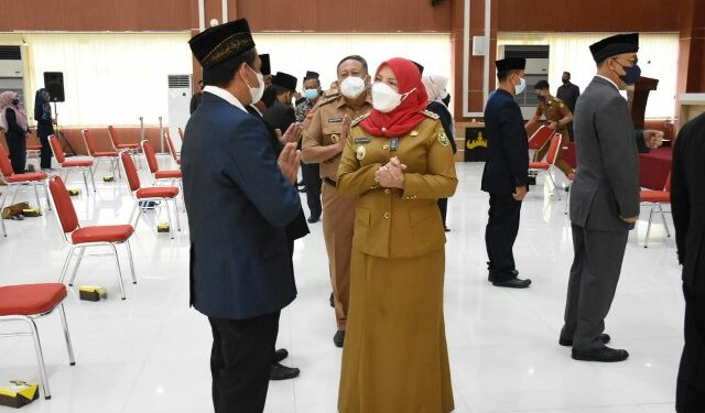 Lantik Pejabat PDAM Way Rilau, Eva Dwiana Minta Jajaran PDAM Bekerja Sebaik Mungkin