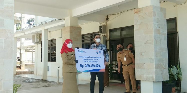 BRI Bandar Lampung Salurkan Bantuan Sarana Prasarana Senilai Rp240 Juta ke RSUD Tjokrodipo