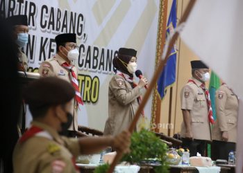Ketua Kwarda Pramuka Chusnunia Chalim Lantik Pengurus Kwarcab Gerakan Pramuka Kota Metro