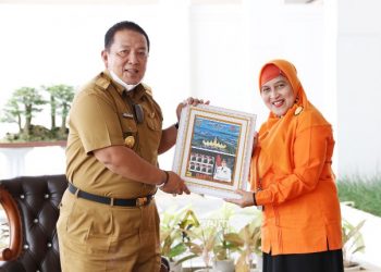 Gubernur Arinal Gandeng PT. Pos Indonesia untuk Sukseskan Program Kartu Petani Berjaya